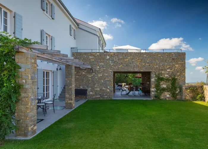 Exceptional 5 Star Villa With Breathtaking Views, Sauna And Fitness Studio
