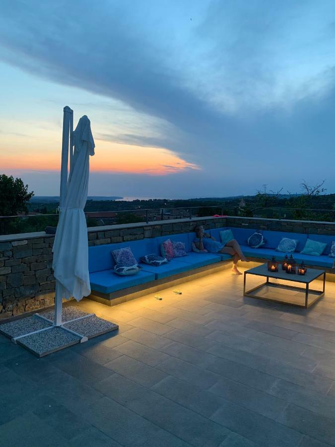 Exceptional 5 Star With Breathtaking Views, Sauna And Fitness * Momjan